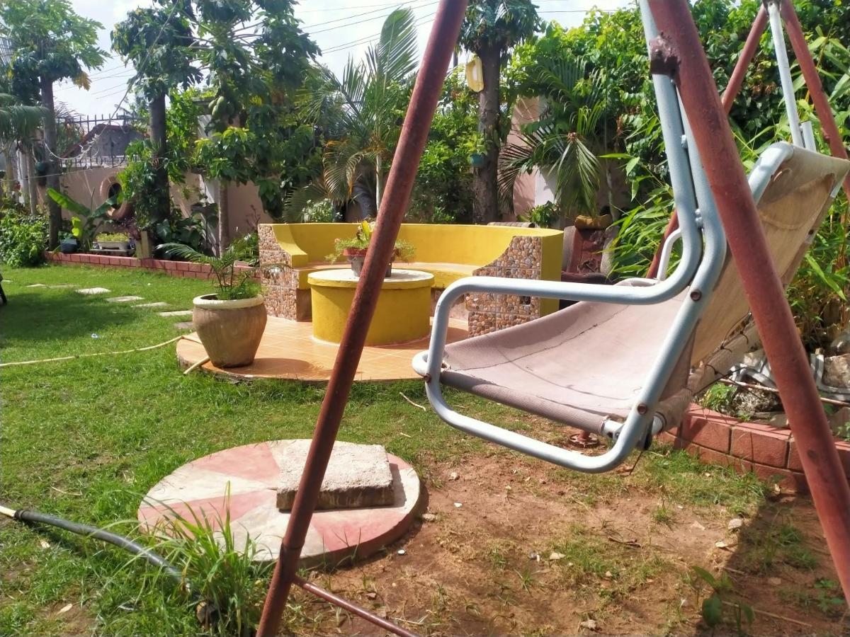 Babajay Family Home Darüsselam Dış mekan fotoğraf