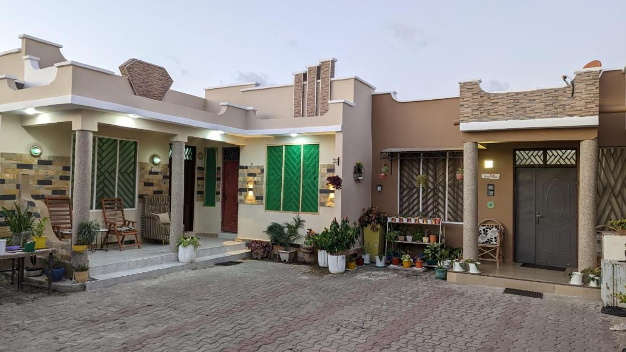 Babajay Family Home Darüsselam Dış mekan fotoğraf